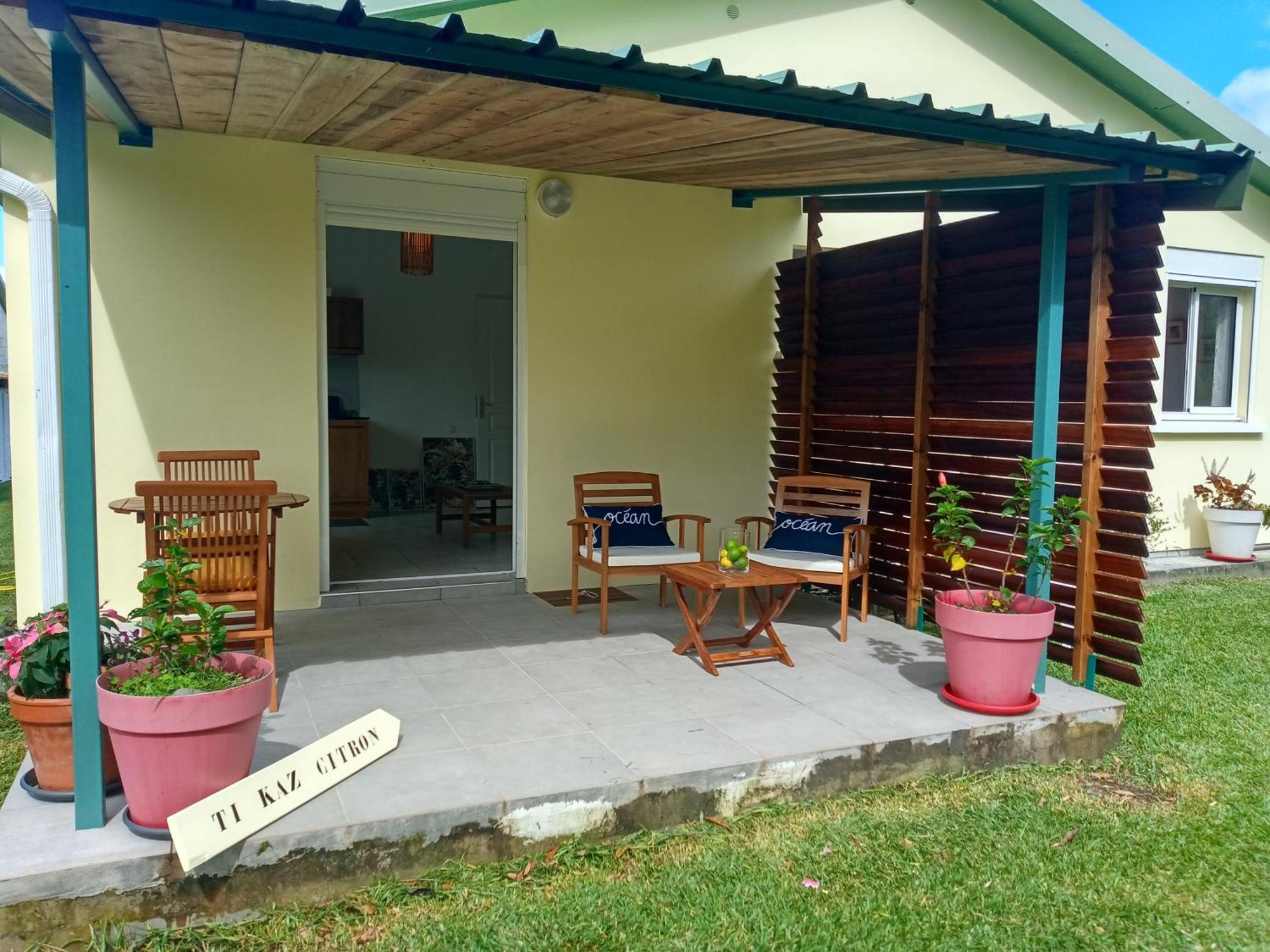 Vila Ti Kaz Citron Sainte-Rose Exteriér fotografie