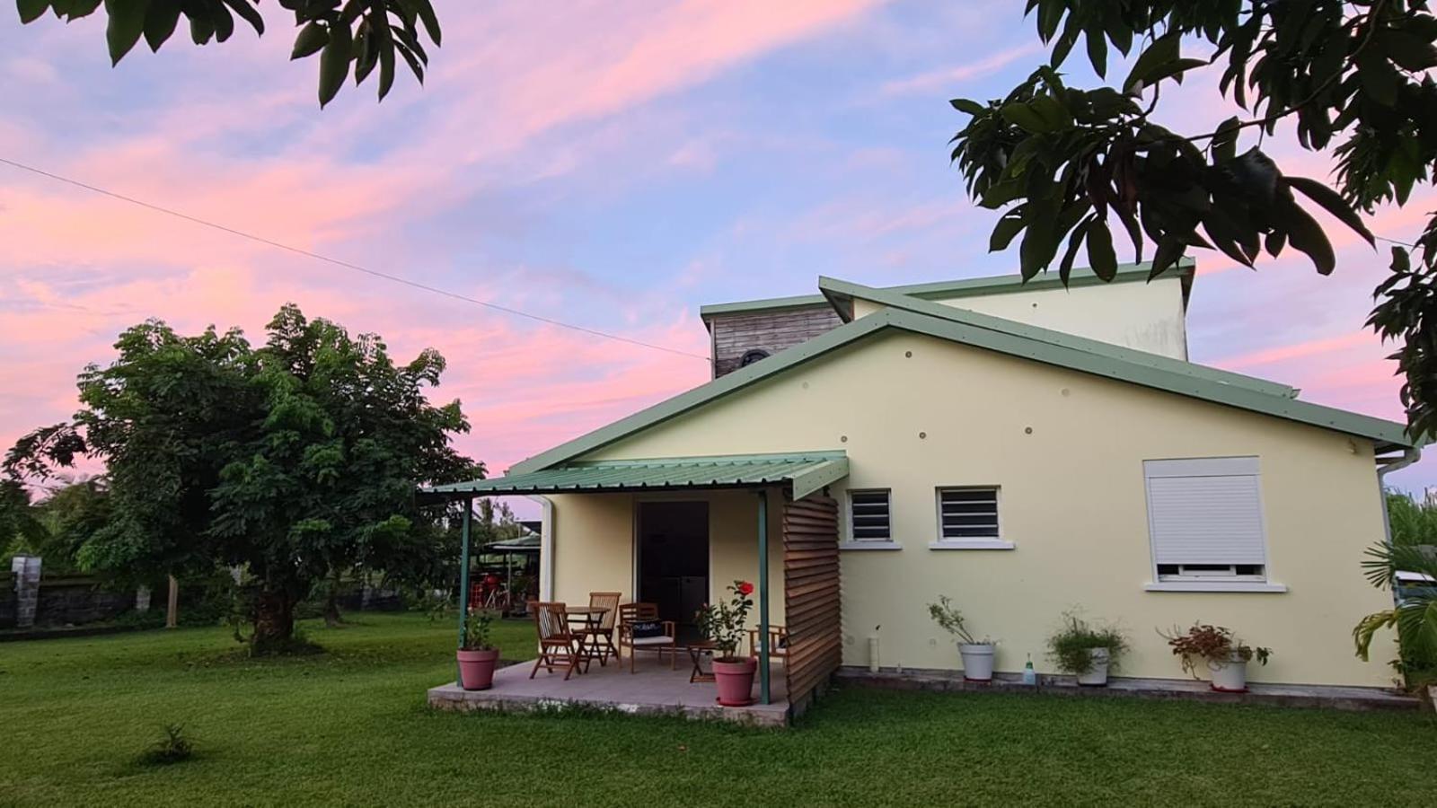 Vila Ti Kaz Citron Sainte-Rose Exteriér fotografie
